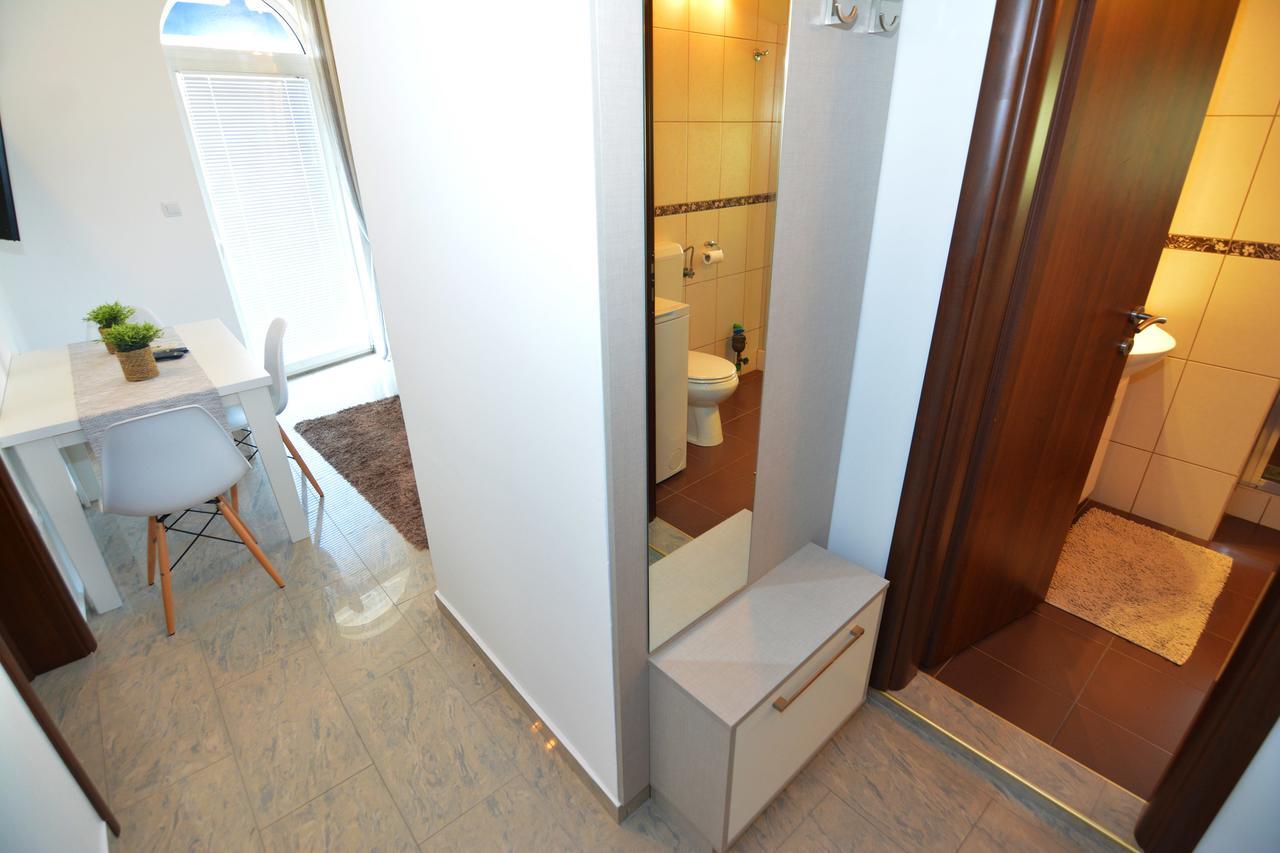 Tropicoco Apartments Tivat Zewnętrze zdjęcie